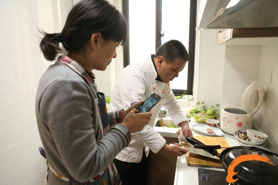 新东方大厨上门教做年夜饭 过年聚会露一手倍儿有面