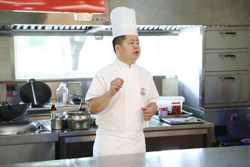 名厨驾到,同庆楼天鹅酒家厨师长何少虎做客名师大讲堂