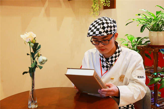 【新生故事】周鹏:因为想学,就来了