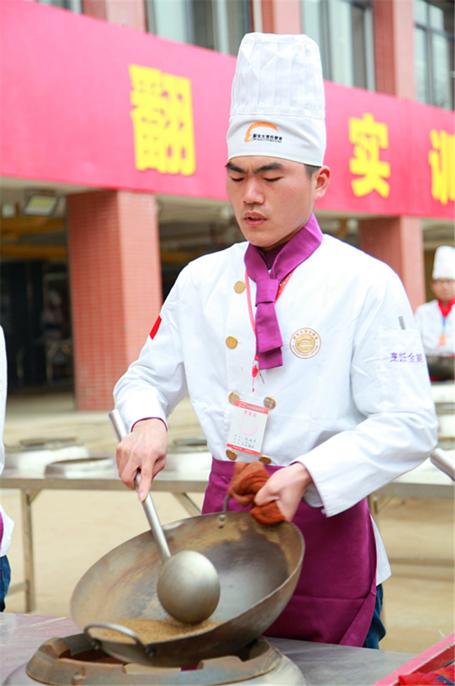 【新生故事】焦海青:曾经为家人而活,现在为自己而活