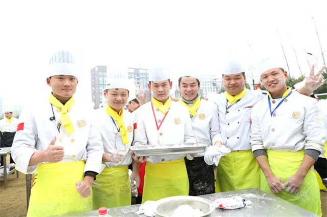 一元复始,大地回春——安徽新东方师生共度元宵佳节