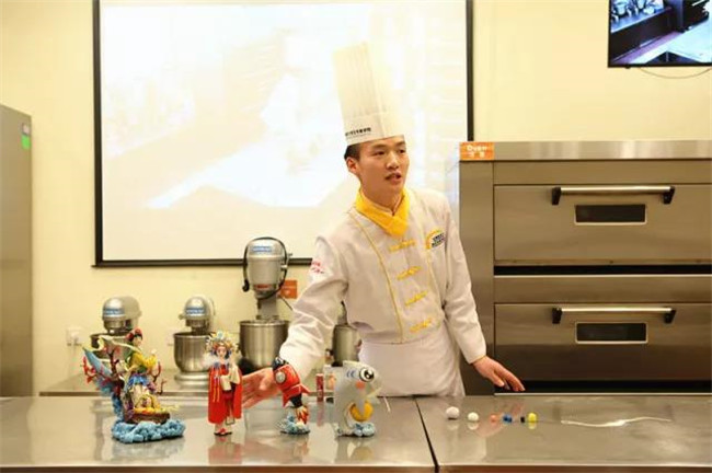 《上学吧,吃货们》精彩纷呈 惊喜不断