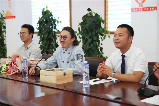 冰箱家族挑战新东方烹饪 你猜谁能更胜一筹?