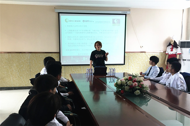 在校择名企,上海索菲克餐饮来安徽新东方招贤纳士