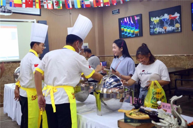安徽新东方“幸福味道30年之美食体验馆”如约而至!