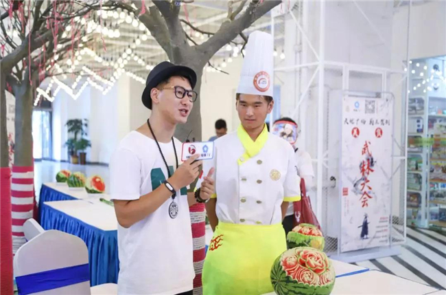 ��ʳ���ִ��֮�������ԣ��¶���ѧ��ʵ����������Ц��������