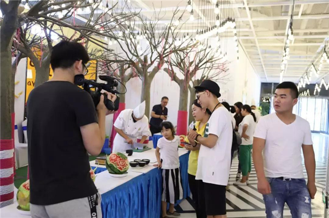 ��ʳ���ִ��֮�������ԣ��¶���ѧ��ʵ����������Ц��������