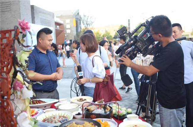 �ڶ����������ʳ�Ļ���ʢ��Ļ�������¶���Ϊ�������ʳ�����飡