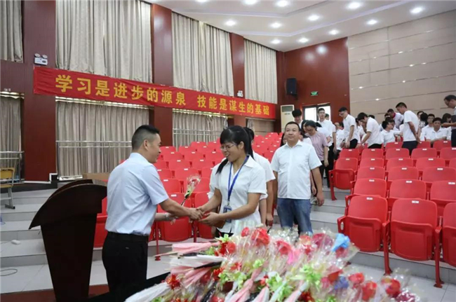 教师节精彩大回顾,看安徽新东方老师,如何玩转节日盛宴!