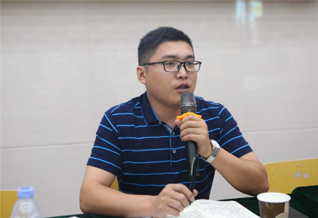 我院金领大厨专业18级秋季新生开班典礼隆重举行