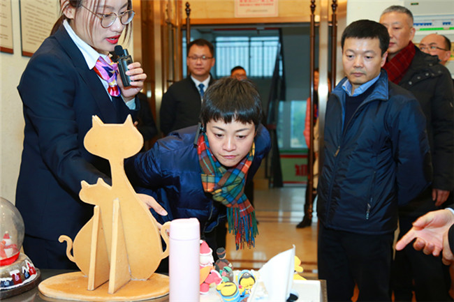 四川新津县领导一行莅临我校参观交流