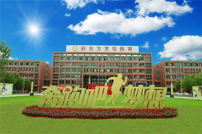 重磅！人社部部长张纪南透露四大政策信号，关乎你的就业
