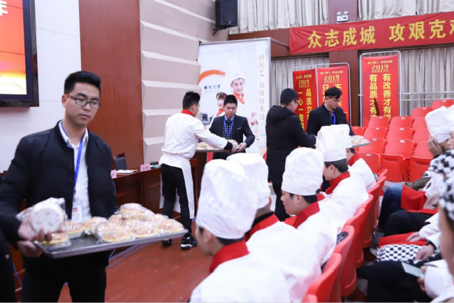 好暖心!无比走心的新生见面会!