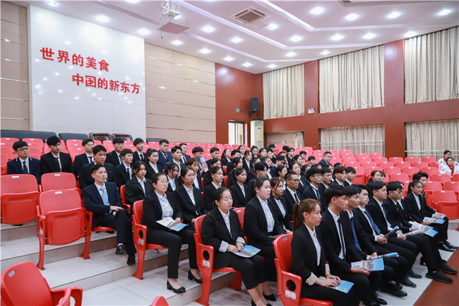 上海粮品餐饮管理有限公司前来我校专场招聘!