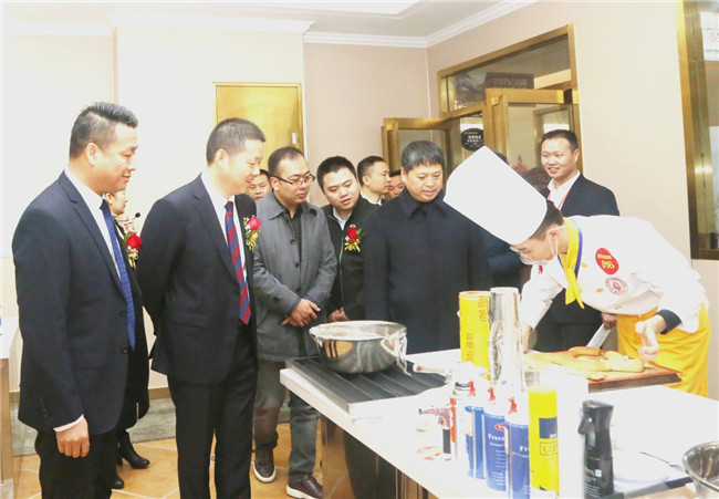 技能中国:2019年“新东方杯”全国教师技能大比武总决赛拉开战幕