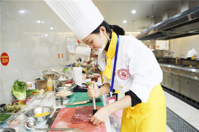 技能中国:2019年“新东方杯”全国教师技能大比武总决赛拉开战幕