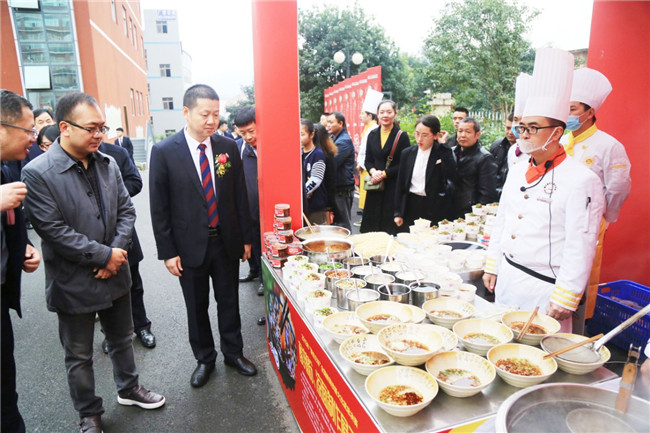 技能中国:2019年“新东方杯”全国教师技能大比武总决赛拉开战幕