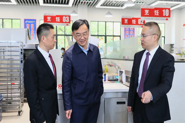 新华教育集团全国首批第三方评价机构职业技能等级证书颁发