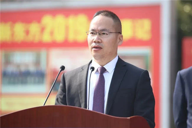 新华教育集团全国首批第三方评价机构职业技能等级证书颁发