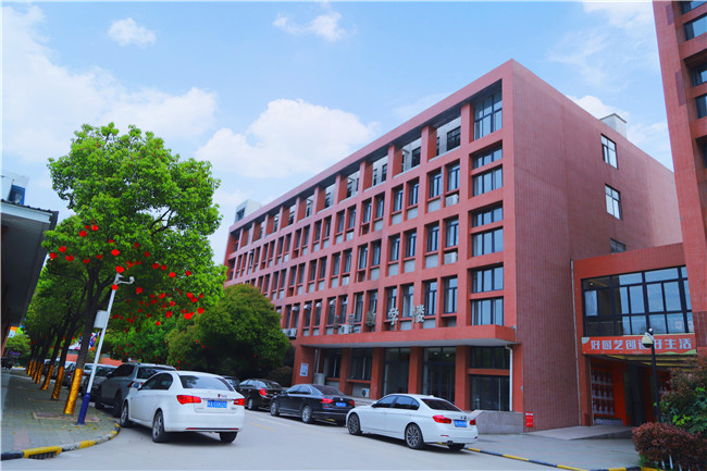 【开学倒计时3天】校园春已至,只待学生归!