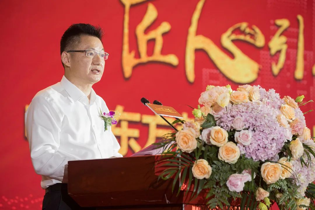 匠心引领 筑梦东方”——中国东方教育上市周年庆典暨“职教蓝皮书”发布仪式圆满结束