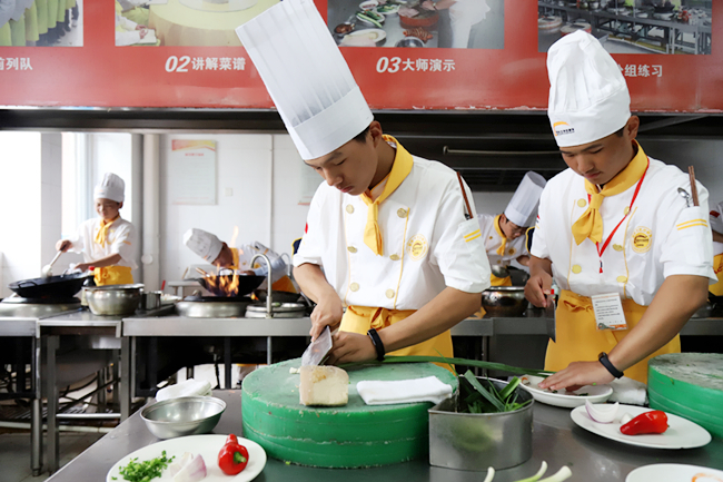 新生故事|学中餐,传承发扬中华饮食文化是我心之所向——葛庆强