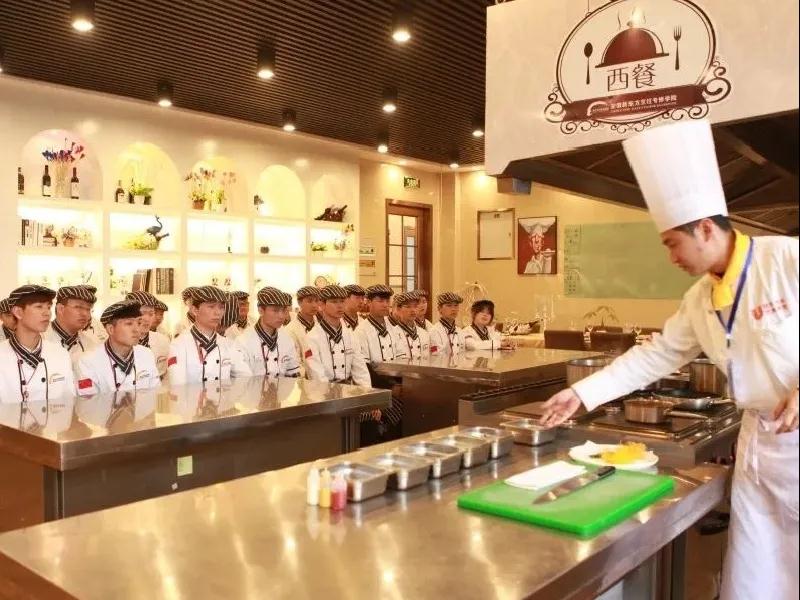 2020年仅剩一个月,我们如何才能逆风翻盘,拥有高薪就业的机会?