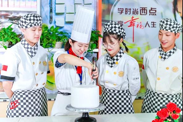 在安徽新东方学西点是怎样学的?
