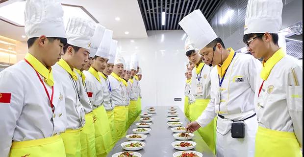职业学校那么多,想学技术应该怎么选学校?