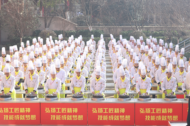 话题|为何中餐前景如此火爆?学中餐的前景好吗?