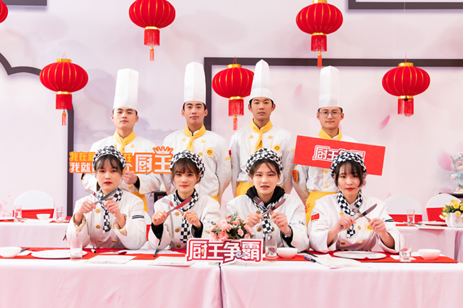 央视节目新东方“暖男”!探索安徽新东方学子与大赛的精彩幕后故事
