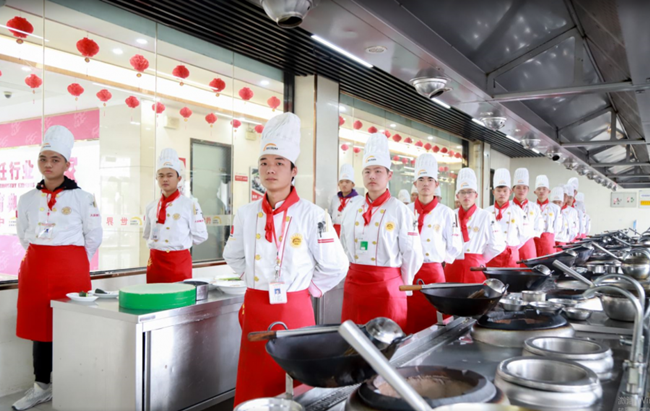 学中餐烹饪,传承餐饮文化,拥抱美好未来!