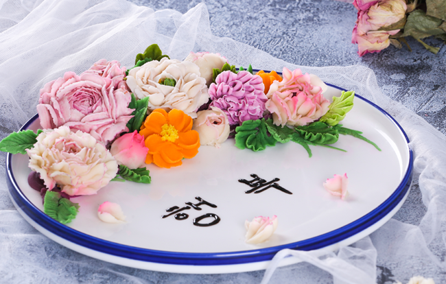 快来看学生的裱花作品,太美了!