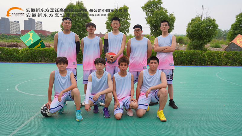 篮球赛|在球场挥洒汗水,在校园追逐梦想