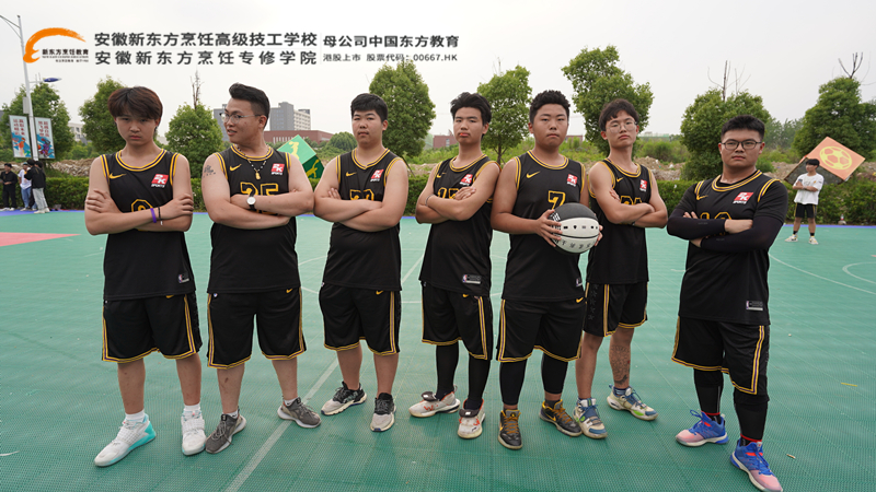 篮球赛|在球场挥洒汗水,在校园追逐梦想