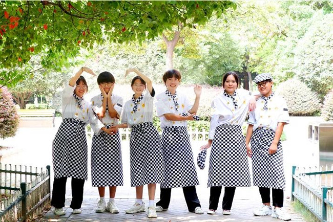 죬ڰ¶׷