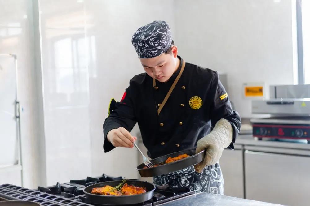 2022年男生学什么好?