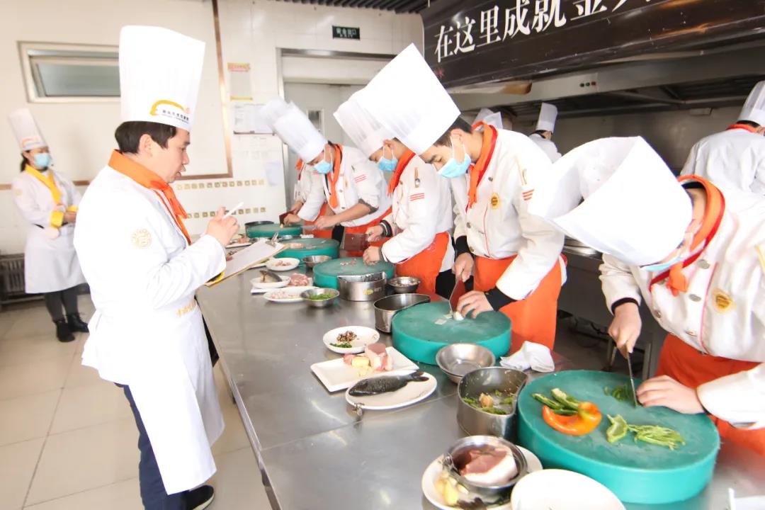 八方佳肴!烹燃心动!安徽新东方热菜阶段性考核!