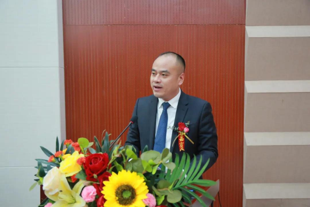 “虎虎生威·展我芳华”安徽新东方2022年新春年会欢乐落幕!