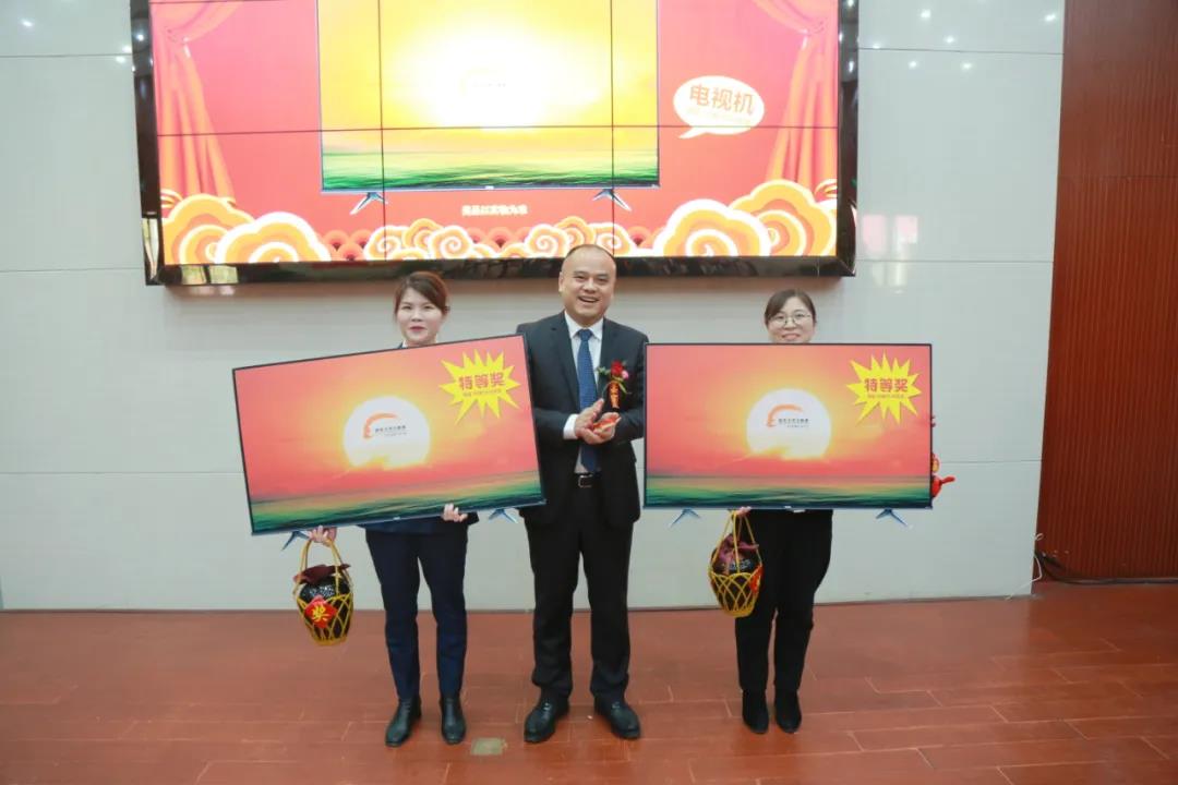 “虎虎生威·展我芳华”安徽新东方2022年新春年会欢乐落幕!