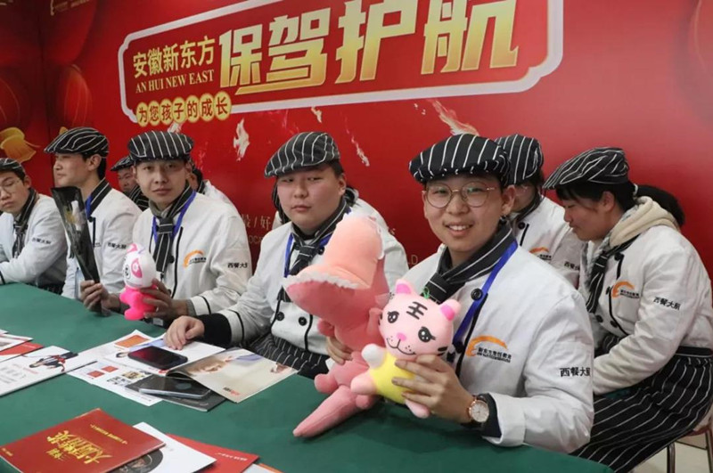 安徽新东方偶像团PK赛来袭,今天出道的原来是他们!