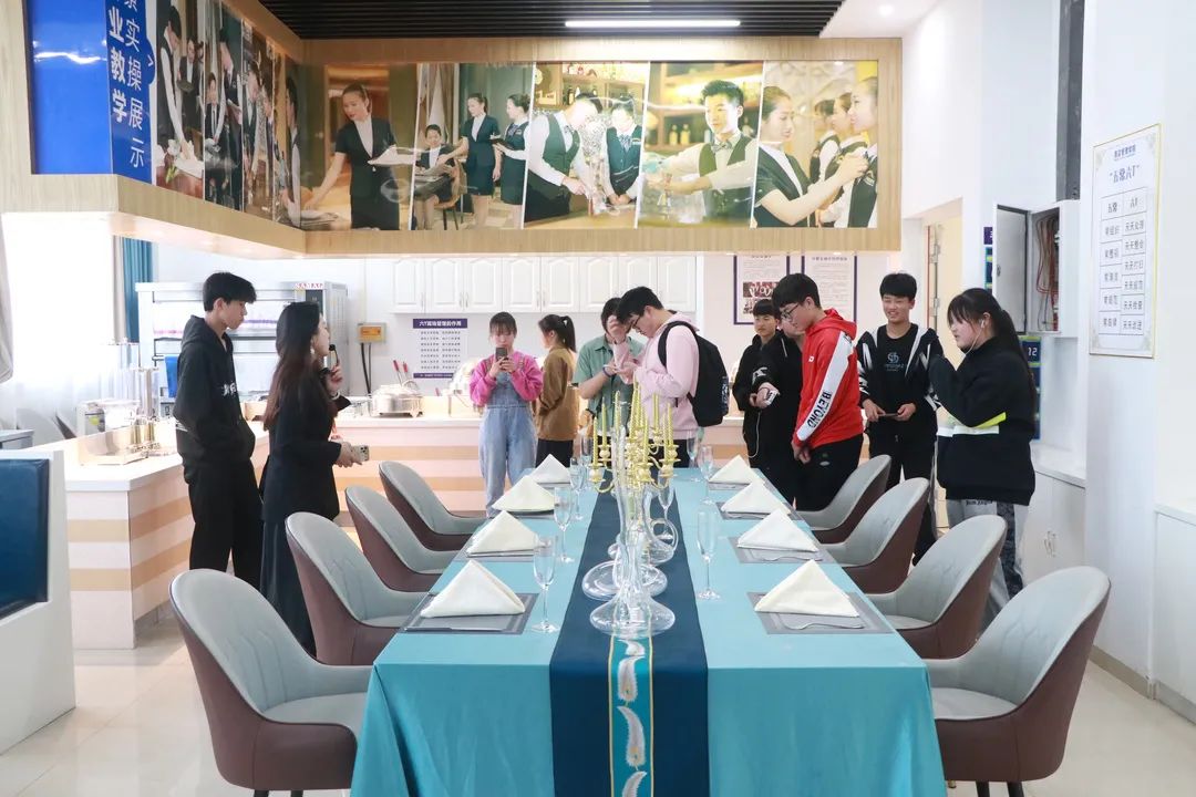 校园开放日|安徽新东方的美景、美食等你来体验