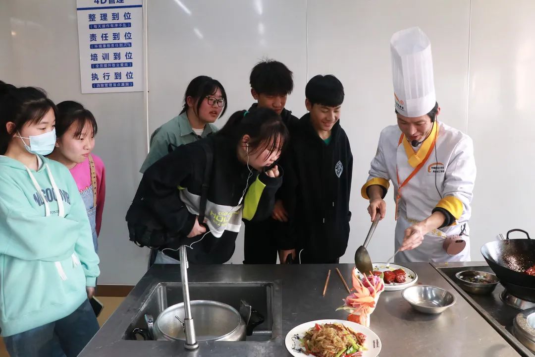 校园开放日|安徽新东方的美景、美食等你来体验