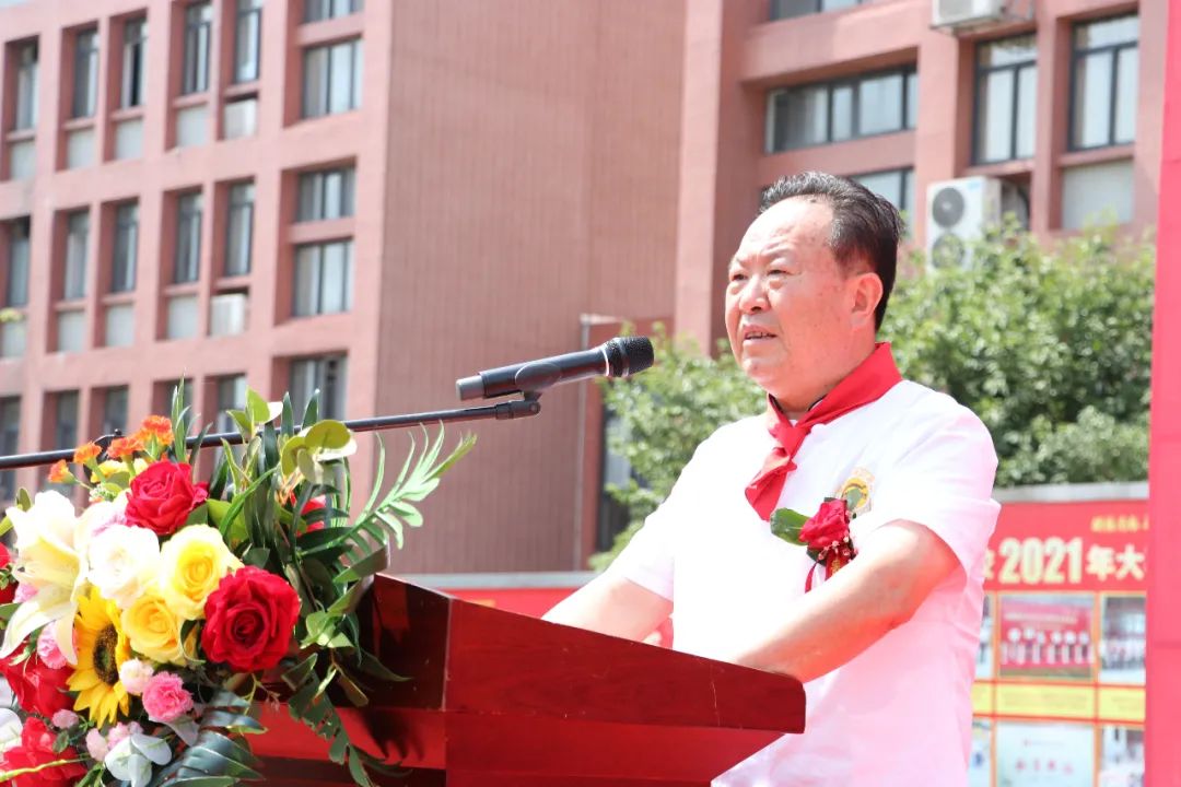 【与行业大师同行,共赢未来】新东方烹饪教育研发基地揭牌暨老师名厨受聘仪式今日圆满举行!