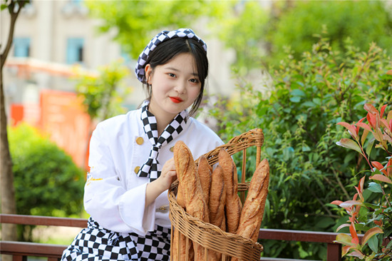 女生学西点烘焙技术好吗?哪里可以学西点